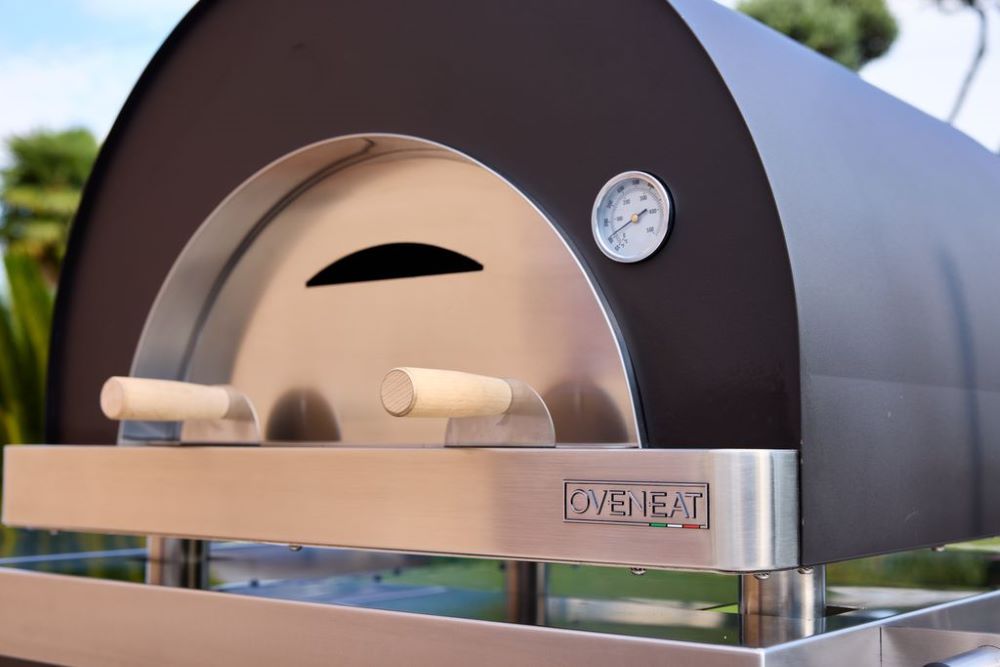 Oveneat GRX-1VR Red Gas Single Pizza Oven with Stainless Steel Door includes Pizza Peel