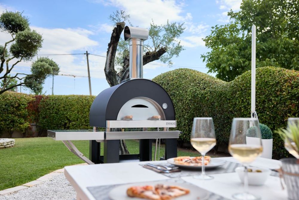 Oveneat WRX-2VR Red Wood Fired Double Pizza oven with stainless steel door.Includes brazier and pizza peel.