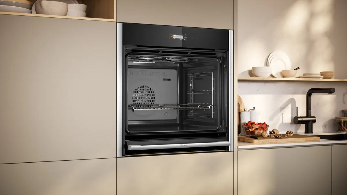 NEFF B54CR31N0B N70 Built-in oven 60 x 60 cm Stainless steel