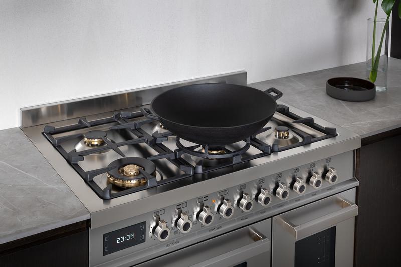 Bertazzoni 90 cm 6-burner electric double oven Professional Series- Stainless Steel
