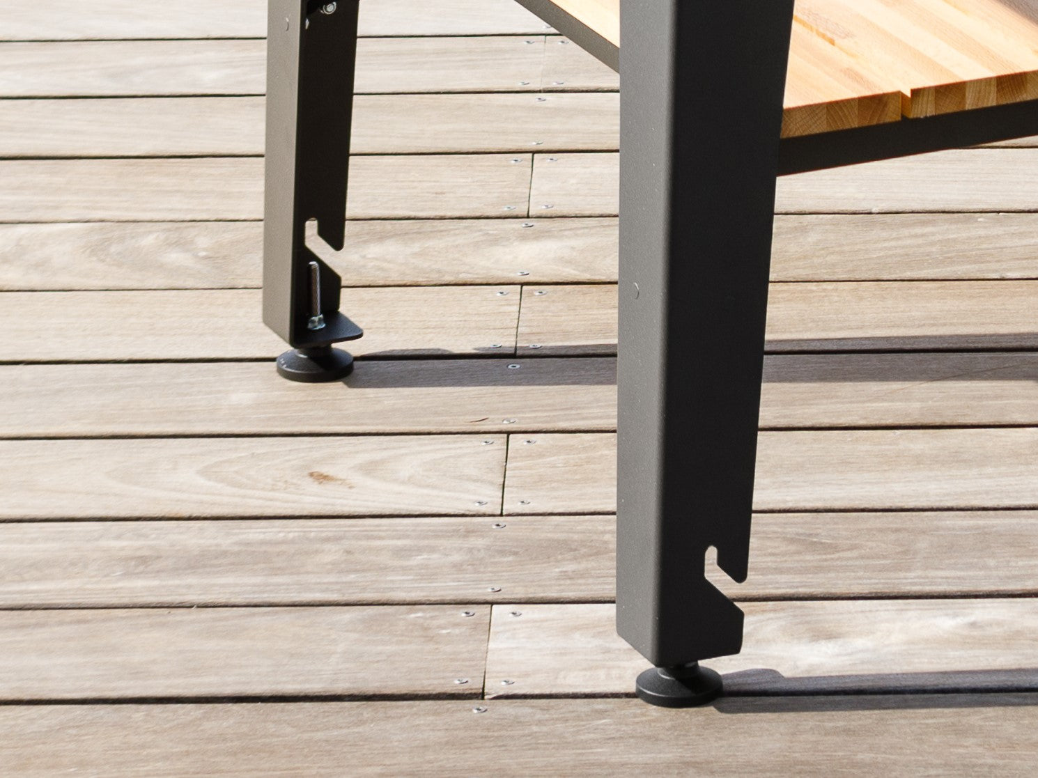 Airforce E-Cook 150cm BBQ Luxury Outdoor Cooking with a 58cm Teppanyaki Induction Hob - Devine Distribution Ltd