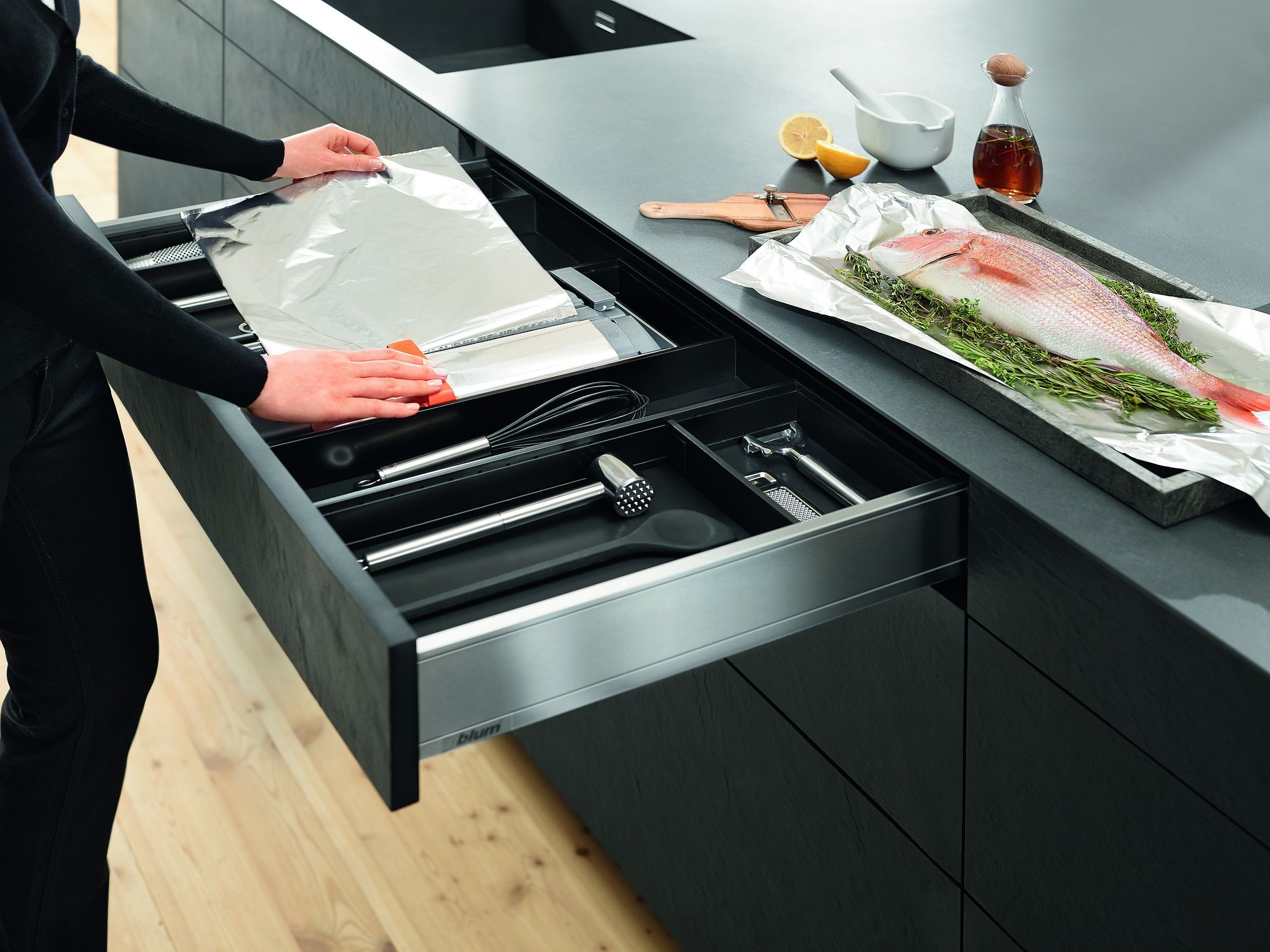 Blum AMBIA-LINE Film & Foil Dispenser ZC7C000