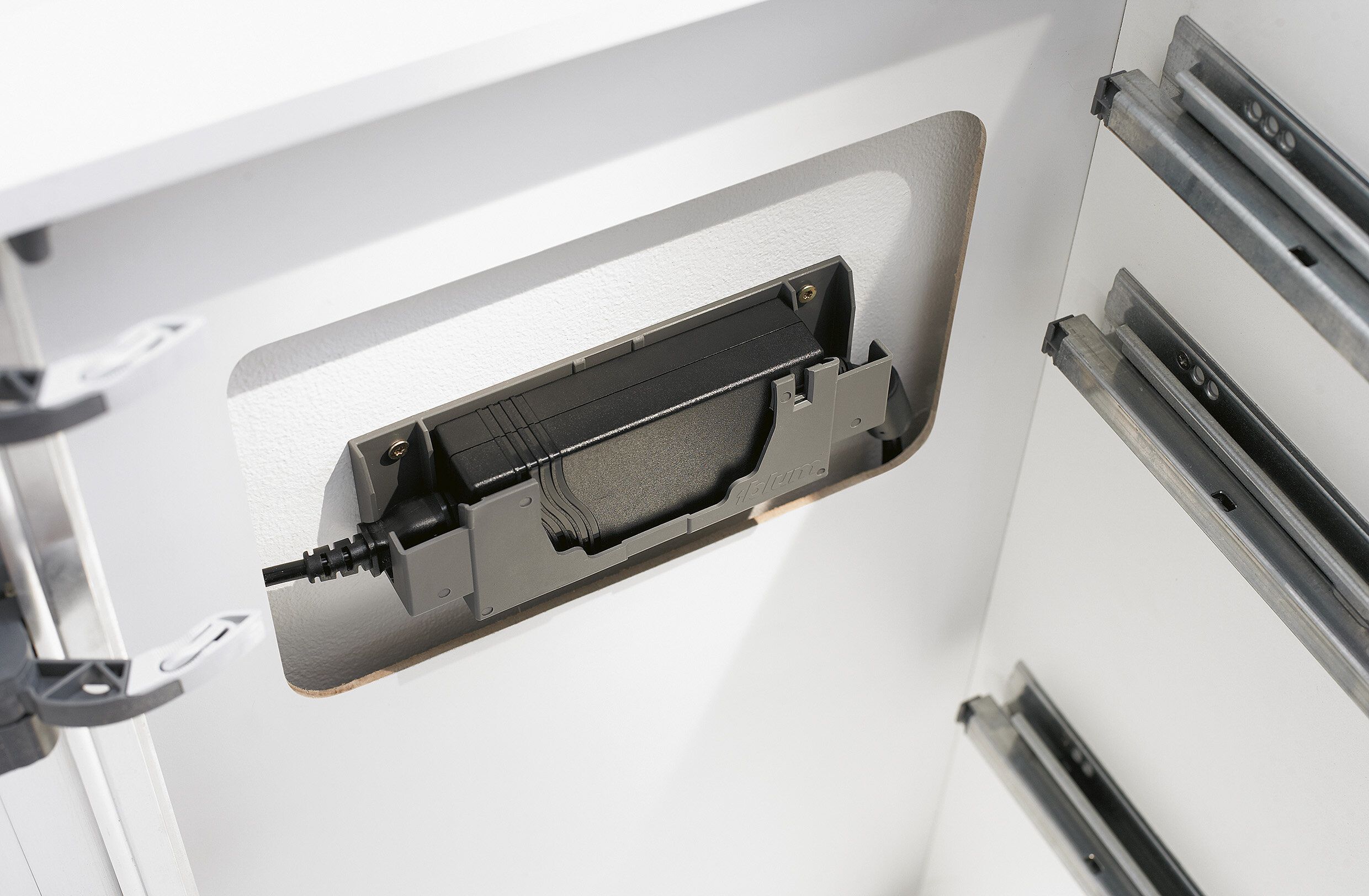 SERVO-DRIVE Transformer Accessory Pack - Wall Mounted Z10M200B.22 - Devine Distribution Ltd