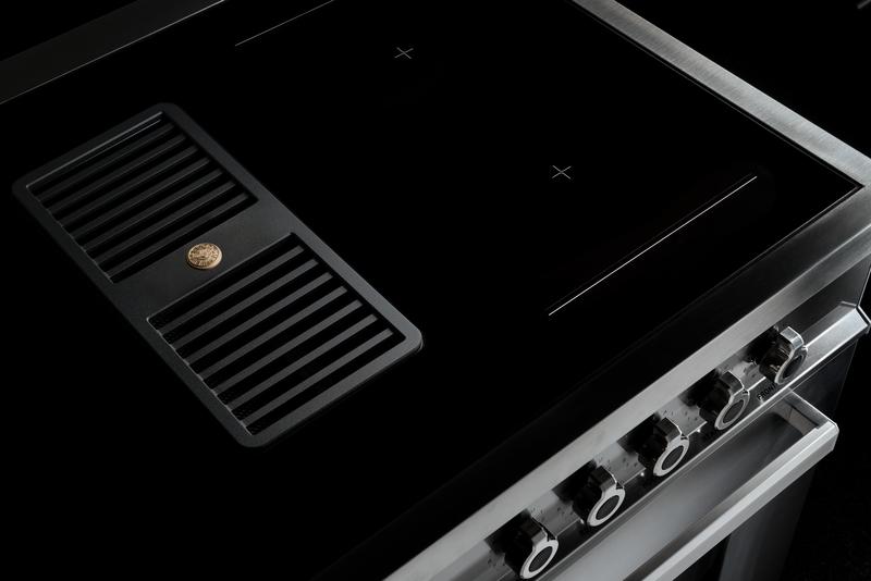 Bertazzoni 90 cm Air-Tec cooker with induction top and integrated hood, electronic oven Professional Series-Stainless Steel