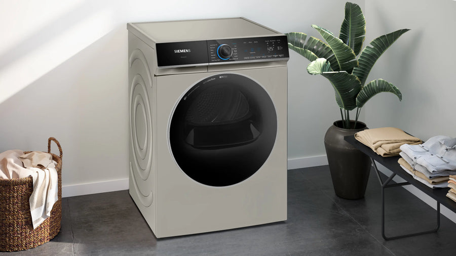 Siemens WR47B2CSGB iQ700 Heat pump tumble dryer 9 kg-Silver inox