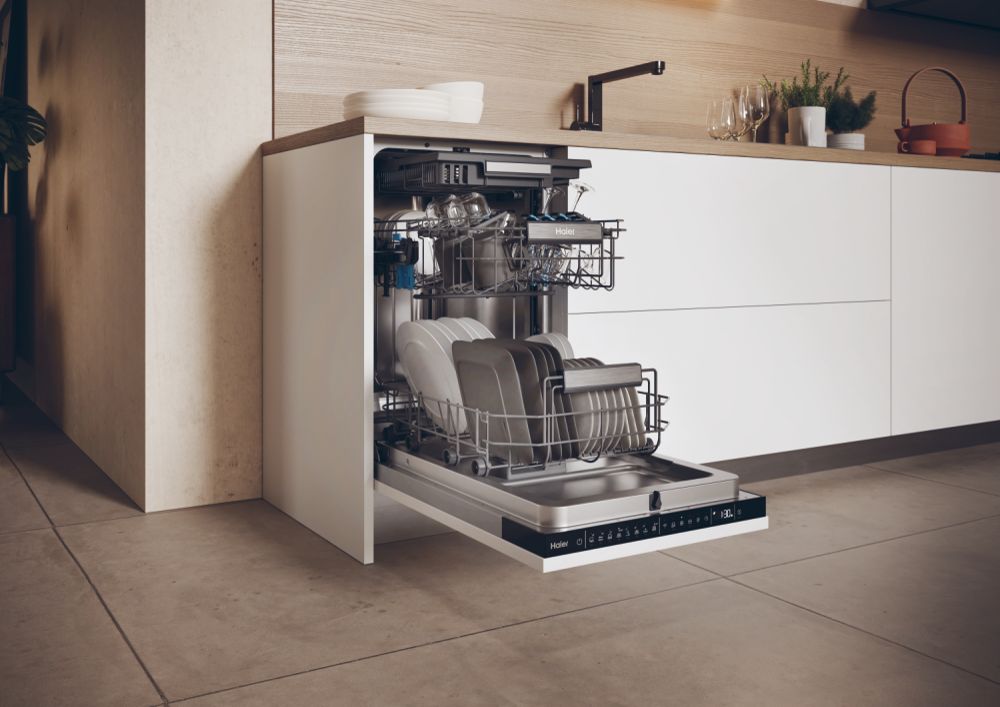 Haier XI1C3TB2FB-80 45cm 11 Place setting Fully Integrated Dishwasher with Bluetooth & WIFI Connectivity