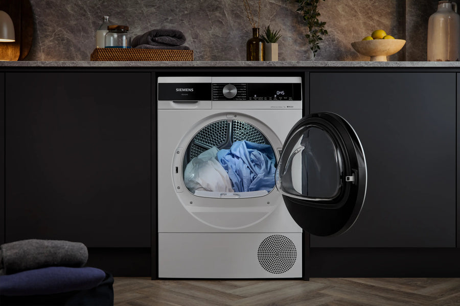 Siemens WQ45G203GB iQ500, Heat pump tumble dryer, 9 kg-White