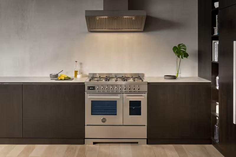 Bertazzoni KV90PROXT 90 cm wallmount hood Professional Series-Stainless Steel