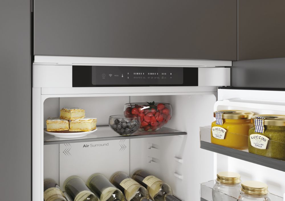 Haier HBW5518DK 177cm Series 6 70:30 Built-in Fridge Freezer