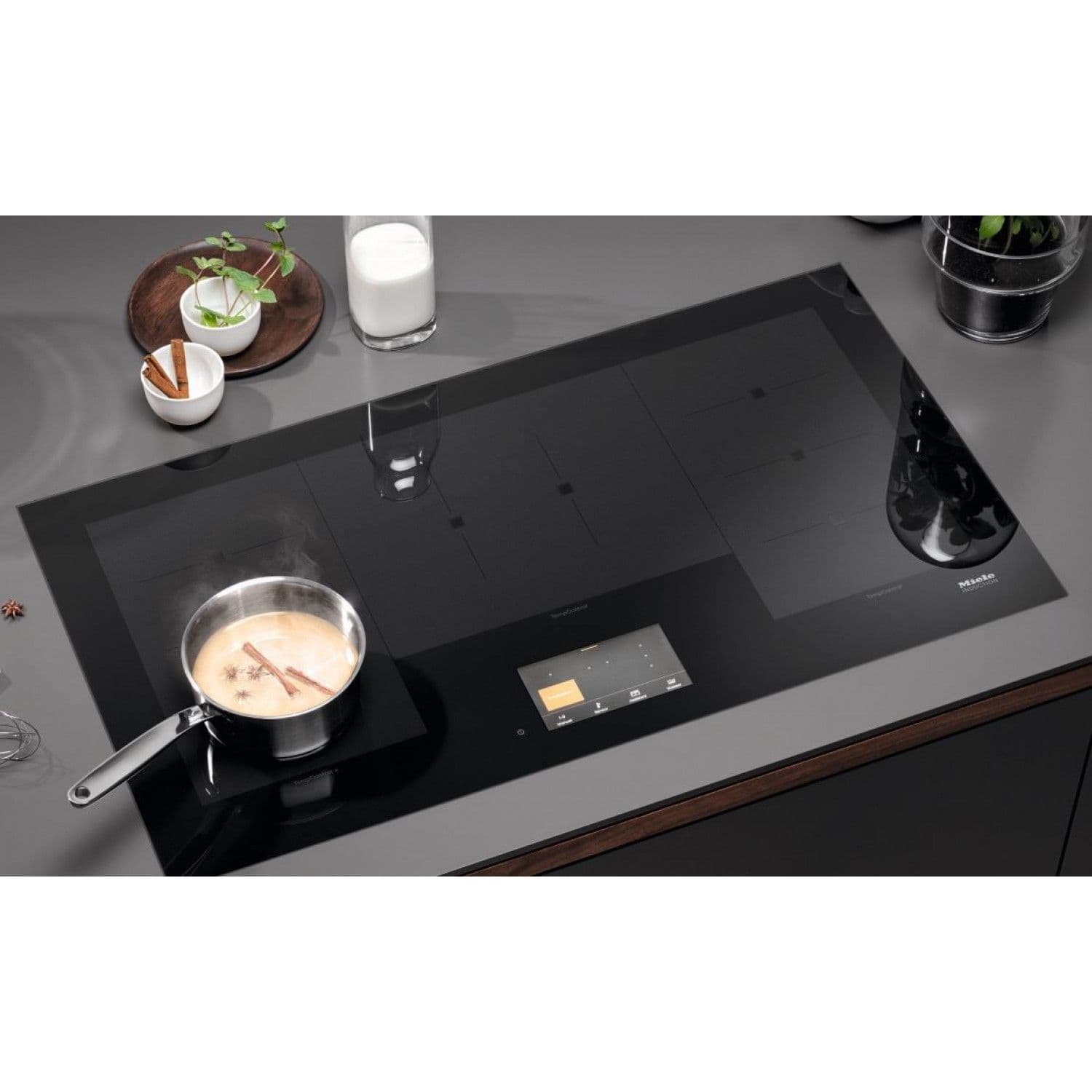 Miele 93cm 3 Cooking Areas Induction Hob KM 7999 FL Black Glass Finish