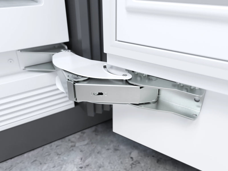 Miele KF 2802 Vi Built In Fridge Freezer