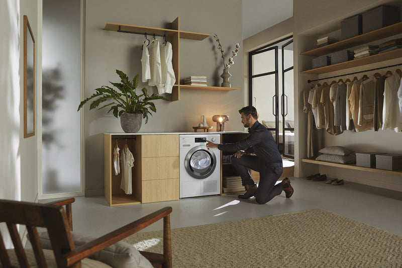 Miele TEF765WP EcoSpeed&8kg Tumble Dryer